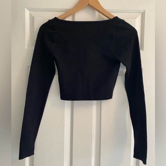Aeropostale Black Ribbed Long Sleeve Crop Top Size M - Picture 5 of 6